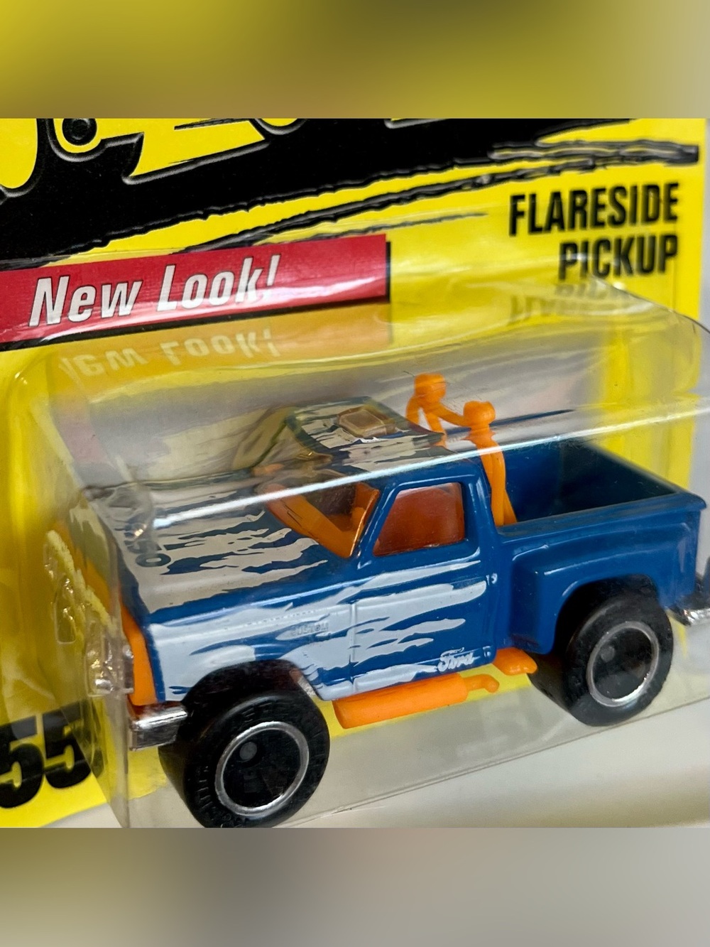 Matchbox Ford Flareside Lifted 4X4 Pickup MB 1997 New Look Series 1:64 NIP #55
